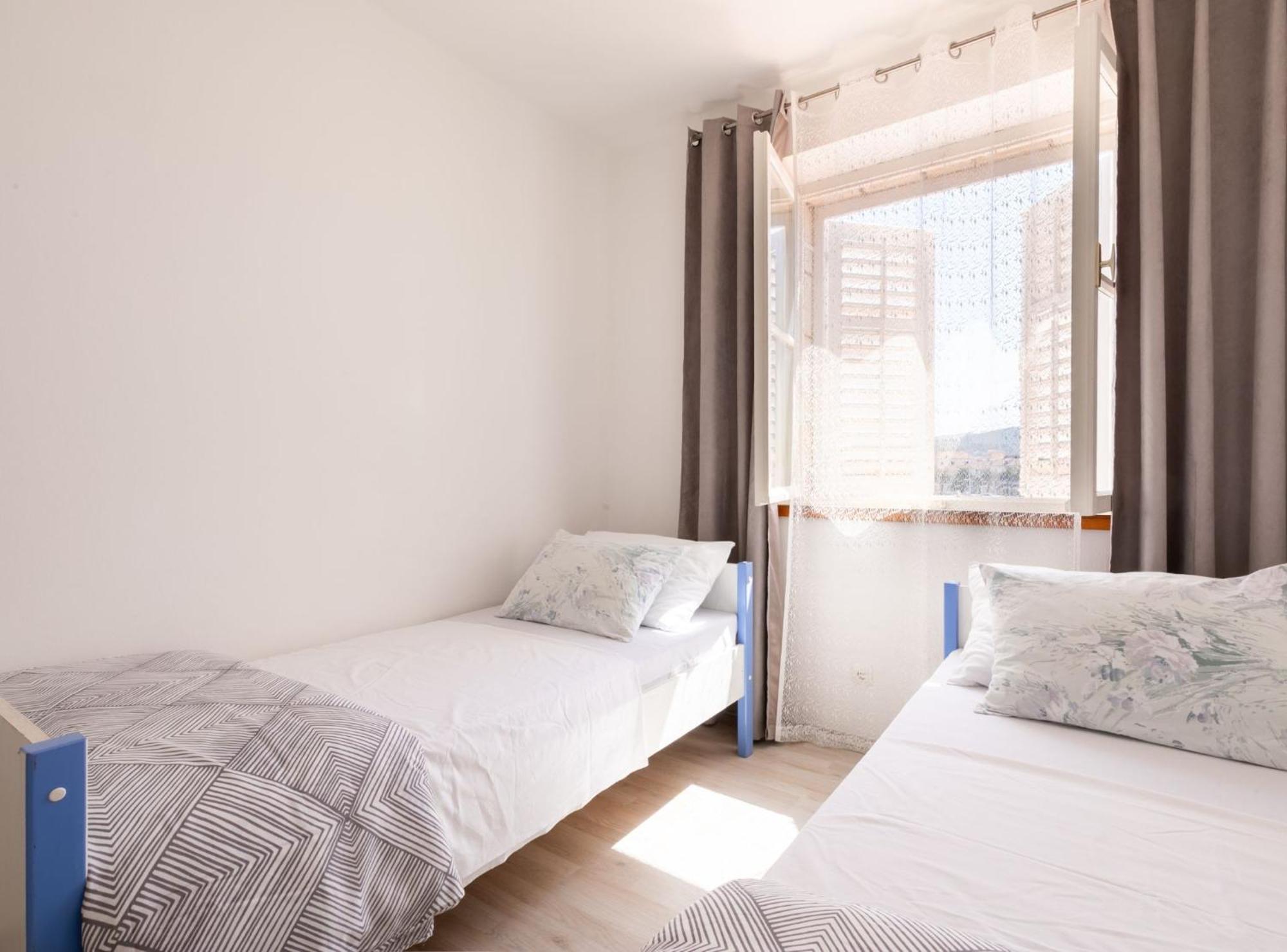 Seaside Apartment Franica 尼亚卢卡 外观 照片
